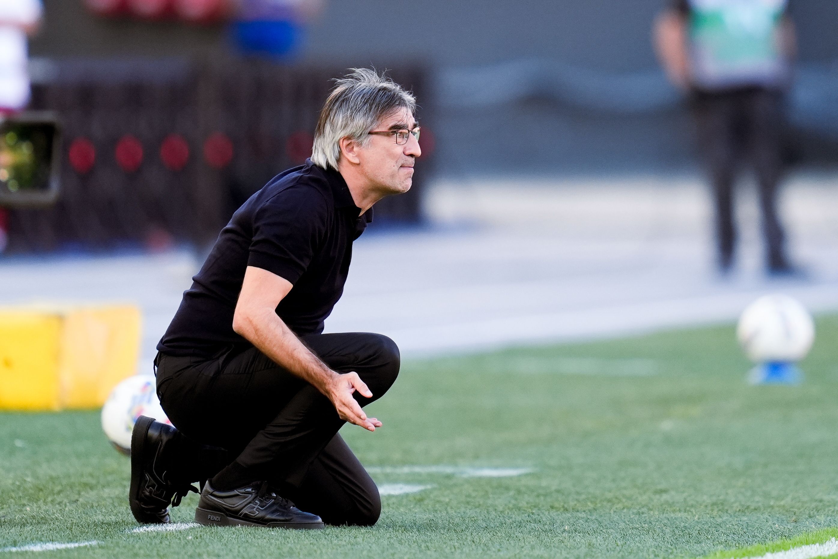 包含博洛尼亚球员状态起伏,教练组寻找最佳战术的词条 包含博洛尼亚球员状态起伏,教练组寻找最佳战术的词条