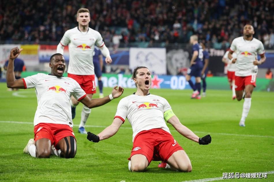 包含莱比锡红牛横扫墨西哥，恩昆库惊艳世界的词条