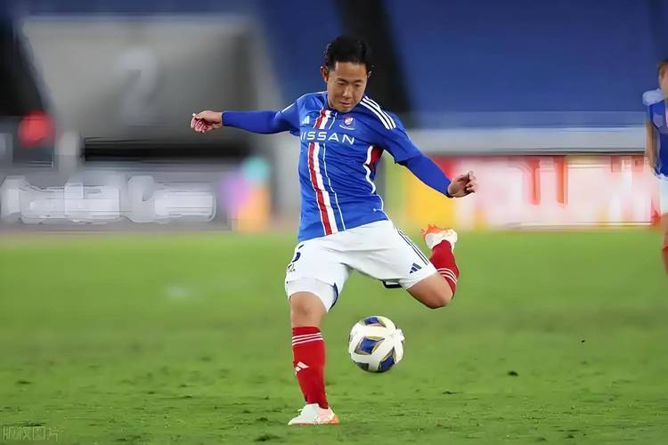 柏太阳神主场获胜，士气高昂