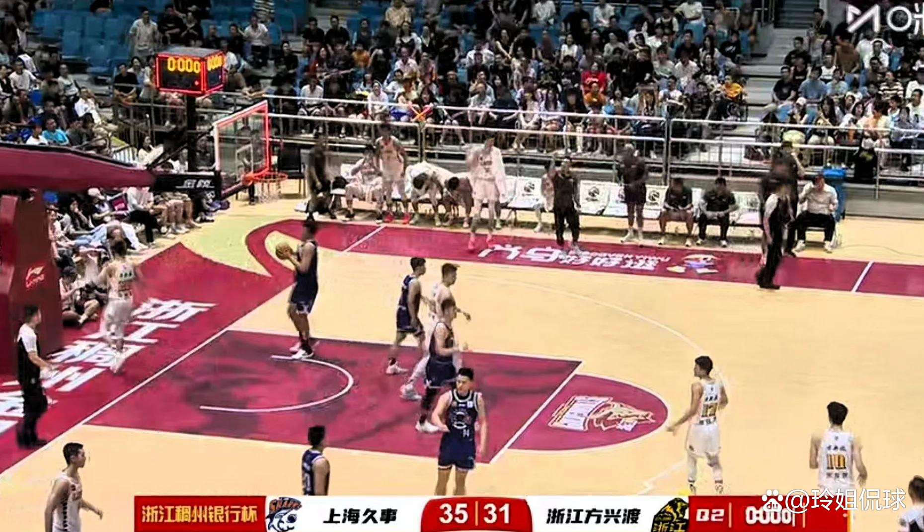 关于江苏遭广厦队击败，遭遇两连败的信息