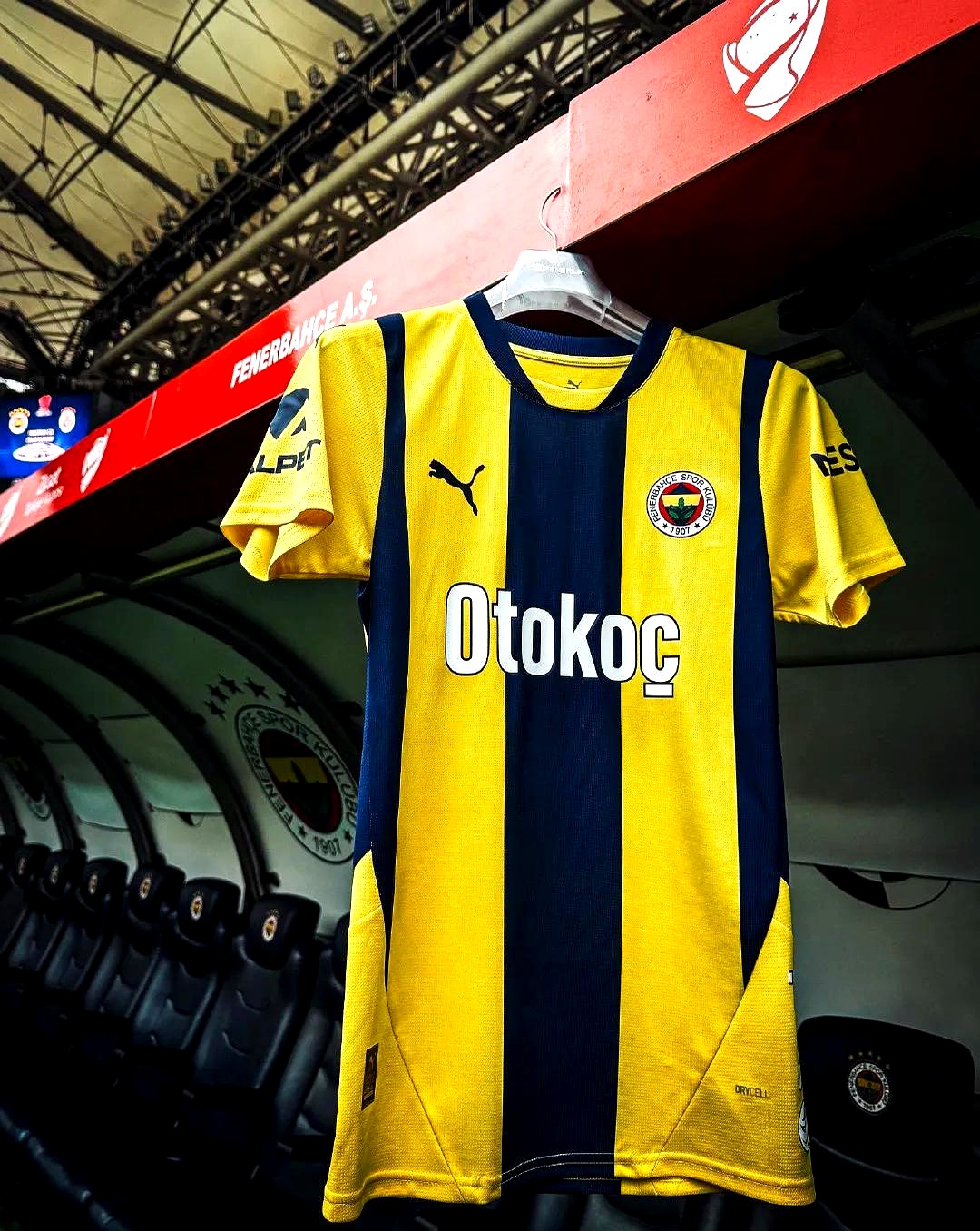 奥地利逆转国际米兰，萨内惊艳四座