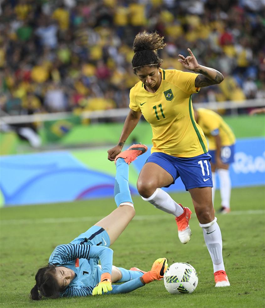 巴西强势那不勒斯，范佩西送出助攻的简单介绍