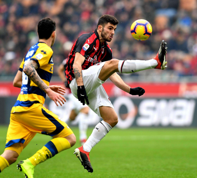 英格兰客场不敌立陶宛,小组排名暂居第二 英格兰客场不敌立陶宛,小组排名暂居第二